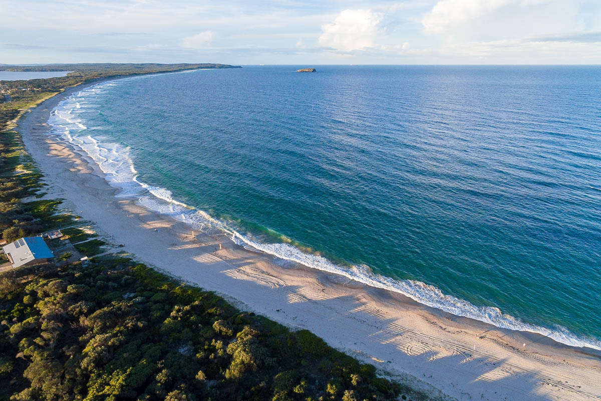 Birdie, Budgewoi & Lakes Beach-DJI_0005 1Lakes-1200 x 800
