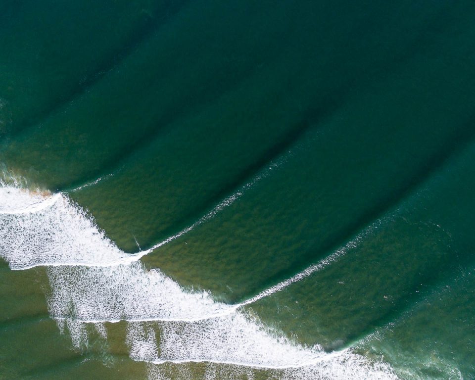 Waves _ Surfing-DJI_0015 1-1200 x 960