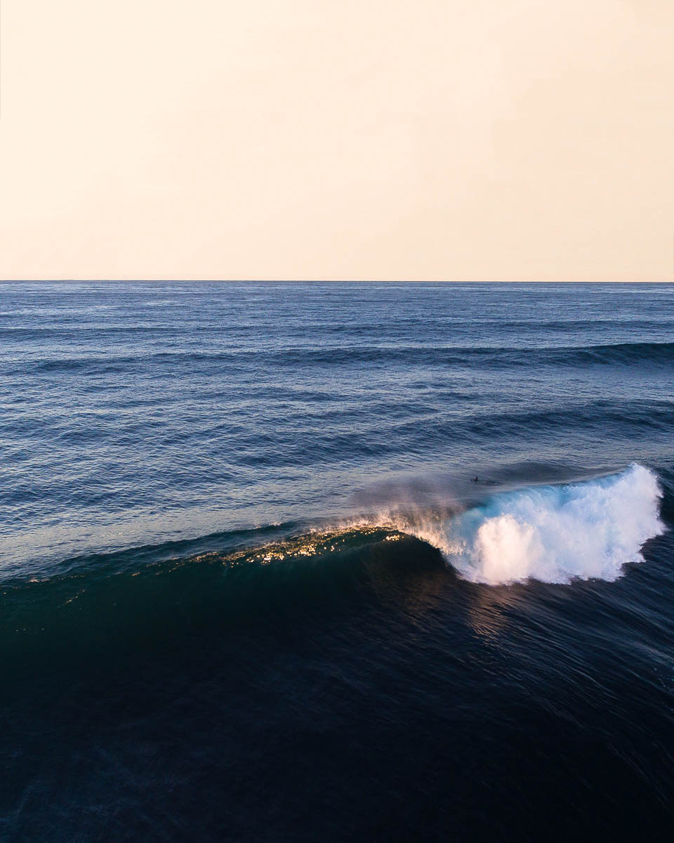 Waves _ Surfing-DJI_0091 1-960 x 1200