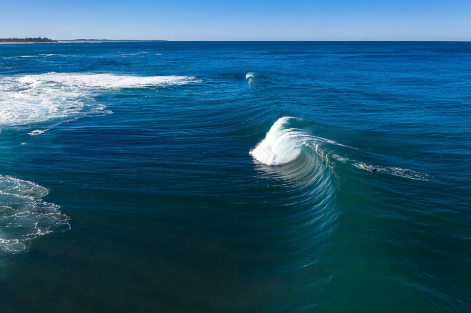 Waves _ Surfing-DJI_0146 1-1200 x 799